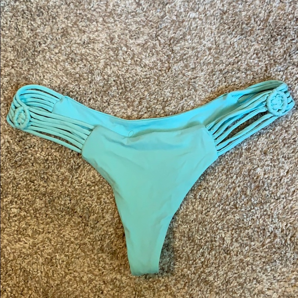 Frankie’s Bikini bottom